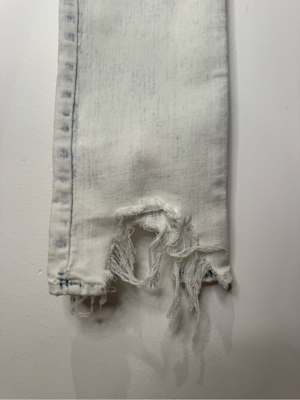L’AGENCE High Waist Slim Harmon Jeans Electra Acid Wash Distressed Raw Hem 25 - Picture 7 of 14